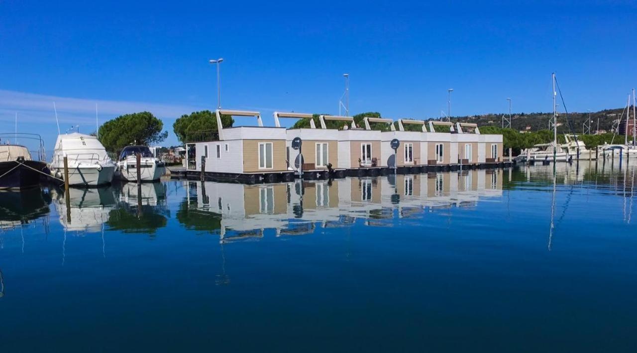Вілла Floating Sea House Miramare Порторож Екстер'єр фото